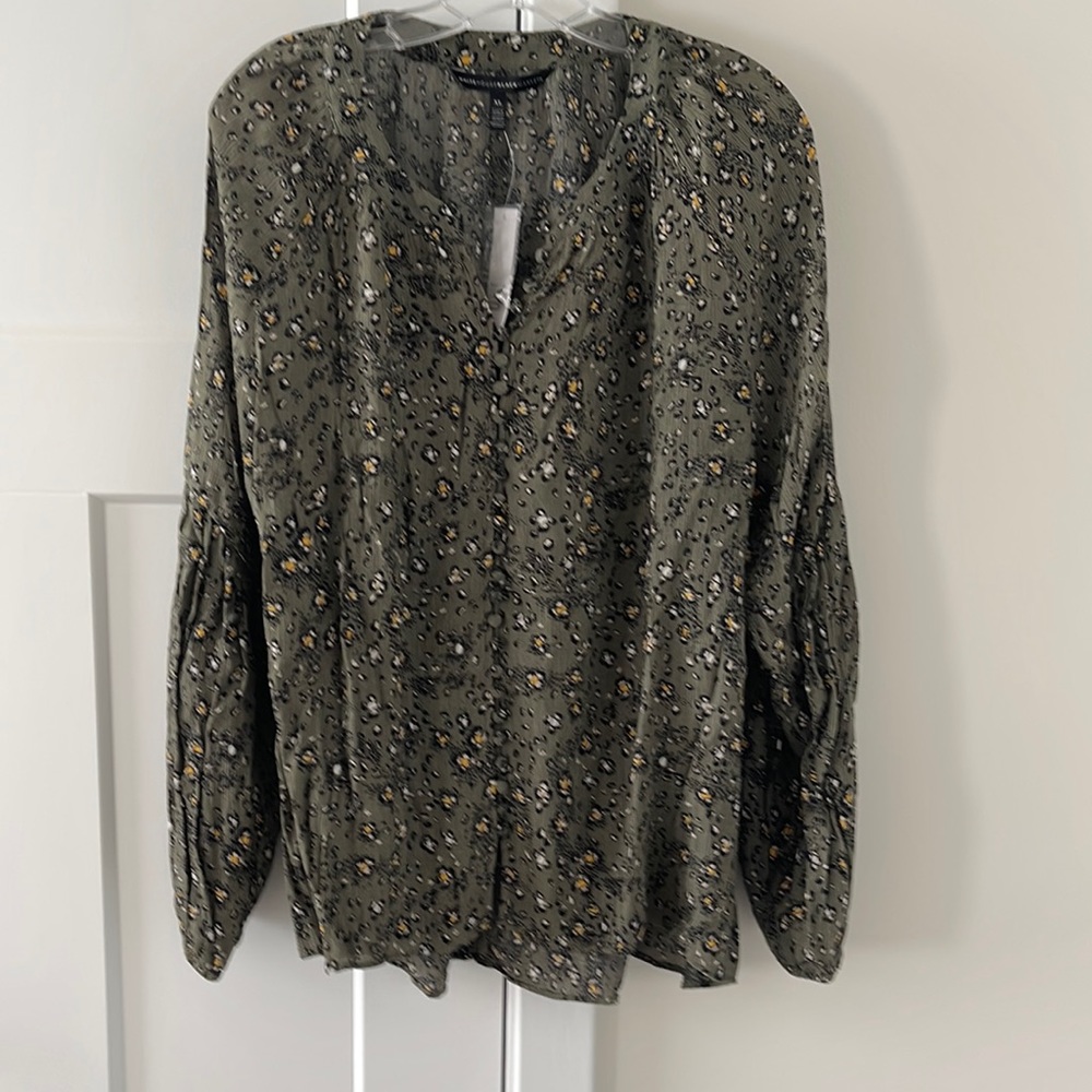 NWT White House Black Market Blouse